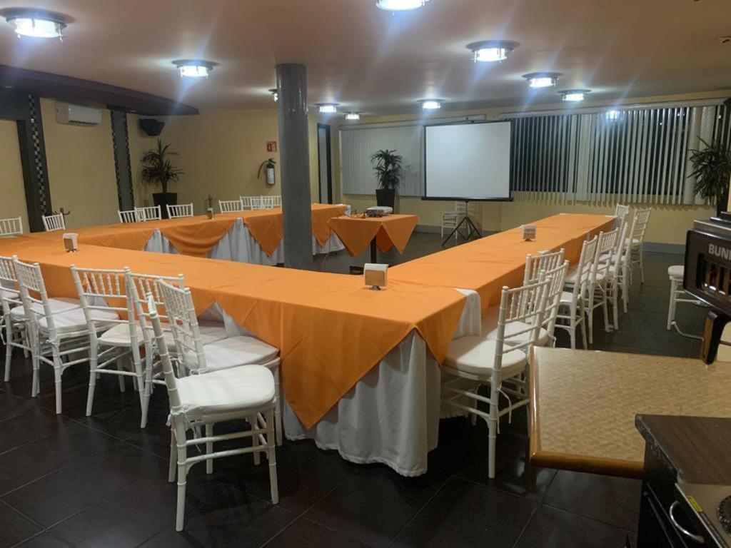Hotel Villa Las Rosas Tepic Exterior foto